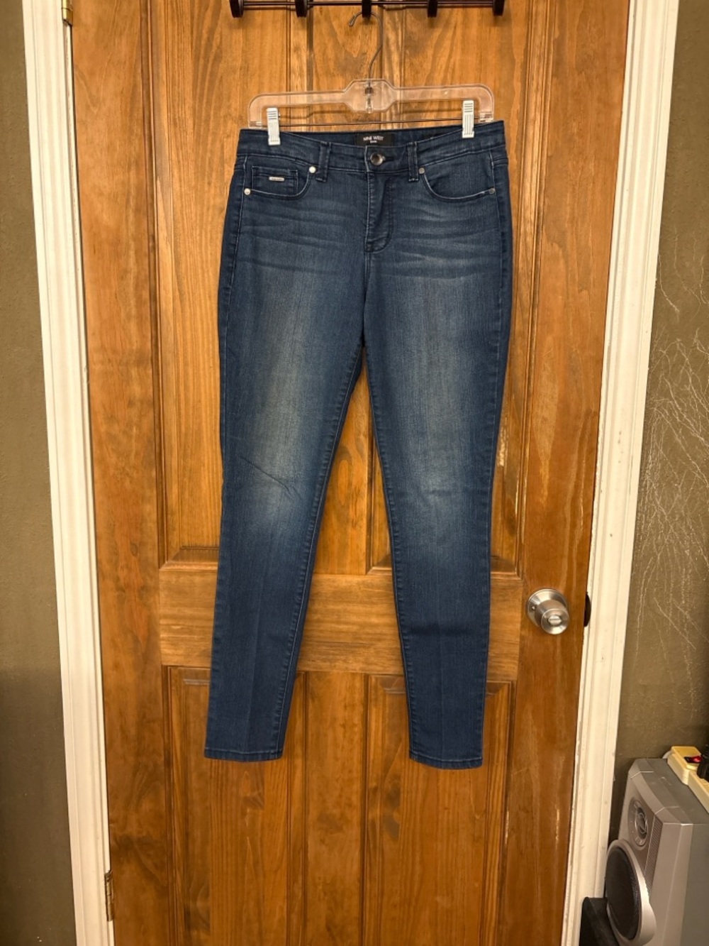 Nine West Mid Rise Skinny Jeans Size 4 Dark Wash